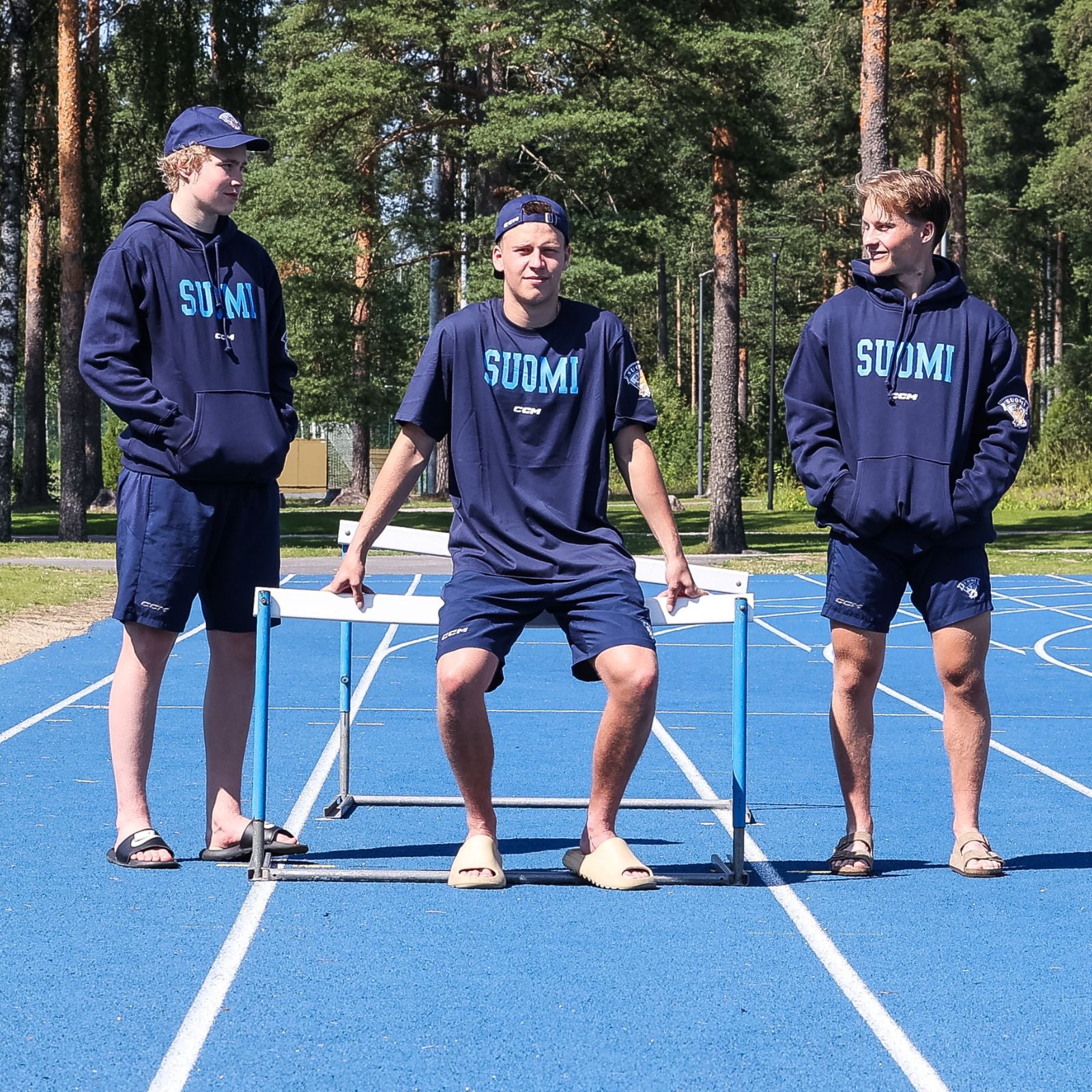 Leijonat CCM Suomi huppari - Image 4